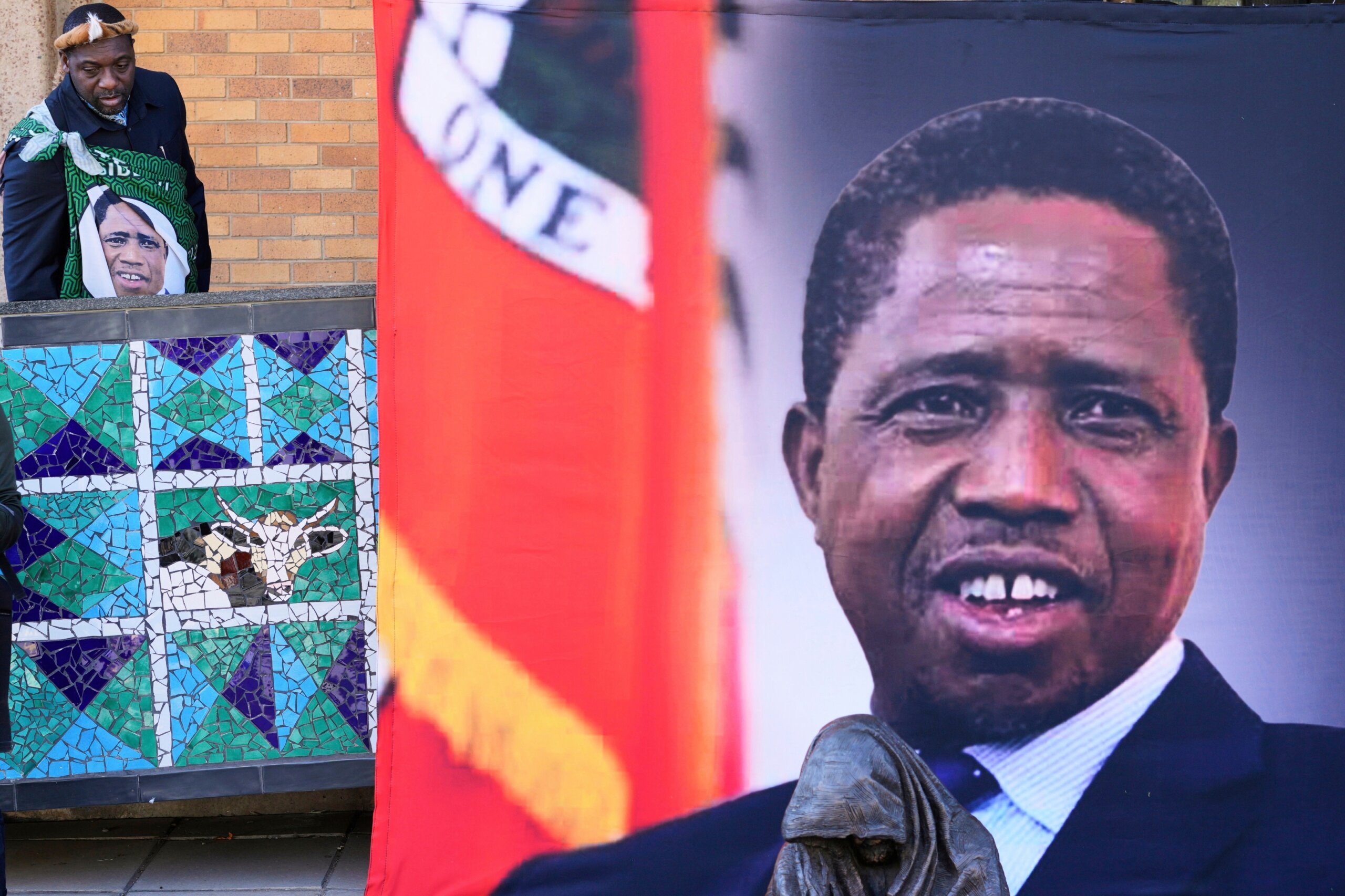 A court orders Zambian government to return ex-president&rsquo;s body to a funeral home in bizarre dispute